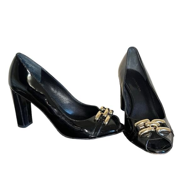 ANN TAYLOR Black Patent Leather Peep Toe Gold Buckle‎ Detail Block Heel Size 8 - Picture 1 of 9